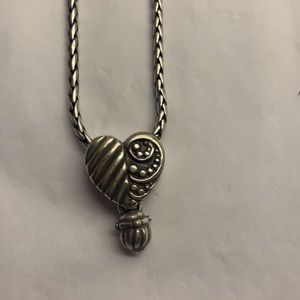 ❤️ Brighton adjustable heart necklace.